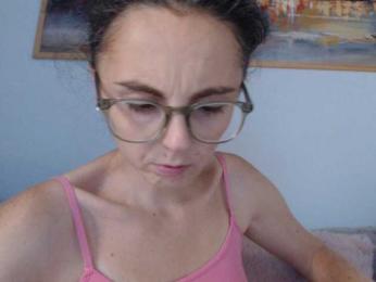 cleophee webcam model stream image