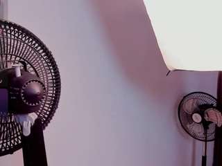 carolinne-miller webcam model stream image