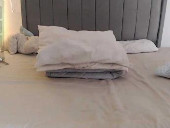 lailaatyler webcam model stream image