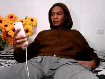 noah_miller7 webcam model stream image