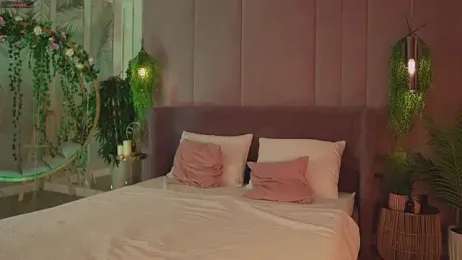 Smiley_Mia webcam model stream image