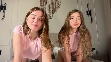 _floret_joy_ webcam model stream image