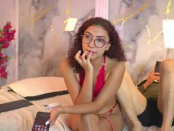 vanilla_hot_ webcam model stream image