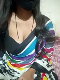 hottiess69 webcam model stream image