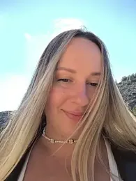 Mona_Plus webcam stripchat model stream image