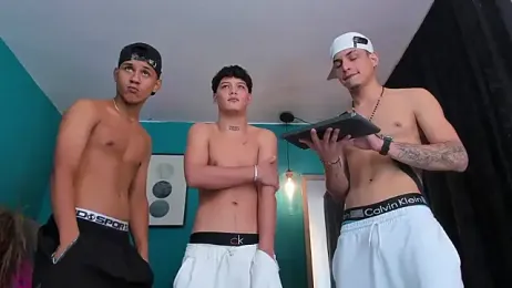 Oficial_KingOfHeavens webcam model stream image