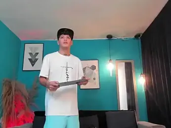 Oficial_KingOfHeavens webcam model stream image