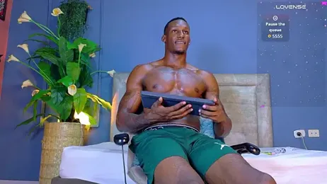 hunter_biggest webcam model stream image