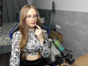MCfly-1 webcam model stream image