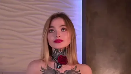 AriWild webcam model stream image