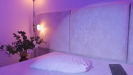 Nioki_ webcam model stream image