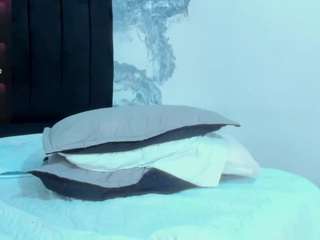 julietakane webcam model stream image