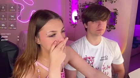 RobertAndLinela webcam model stream image