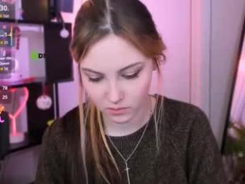 luna_tin webcam model stream image