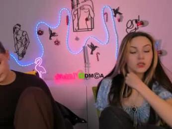 luna_tin webcam model stream image