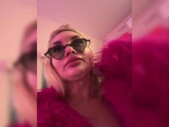 Tvoyasamka77 webcam model stream image