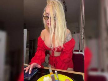 Tvoyasamka77 webcam model stream image