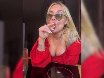 Tvoyasamka77 webcam model stream image