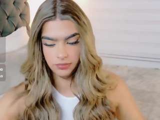 sweettcamila699 webcam camsoda model stream image