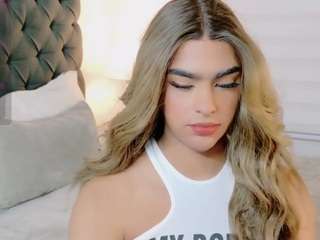 sweettcamila699 webcam model stream image