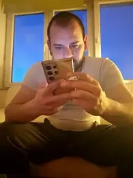 Bigone_Cro webcam model stream image