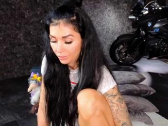 -BABAYAGA- webcam model stream image