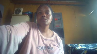 Neliswa webcam model stream image