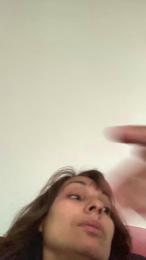 clovise233 webcam model stream image