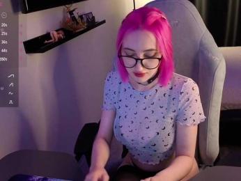 Alice-World8 webcam model stream image