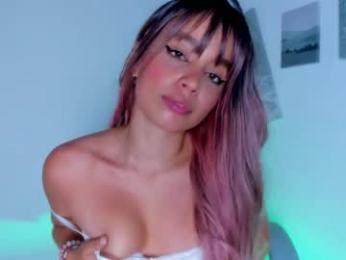 _kellys webcam model stream image