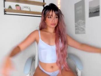 _kellys webcam model stream image