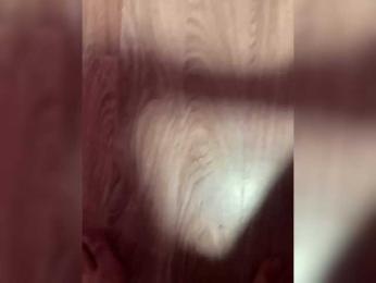 Queen-of-squirt webcam bongacams model stream image