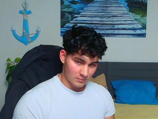 Emilio Reynolds webcam model stream image