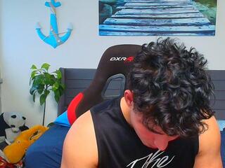 Emilio Reynolds webcam model stream image