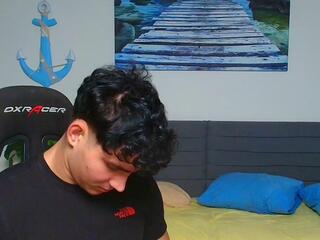 Emilio Reynolds webcam model stream image