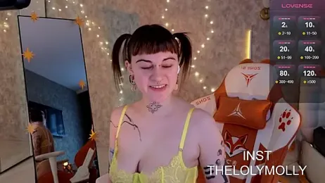 LolyMolli webcam model stream image
