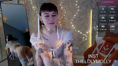 LolyMolli webcam model stream image
