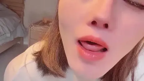 Krismil3 webcam stripchat model stream image