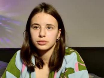 lucyrait webcam model stream image