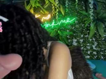 apriil_cute webcam model stream image