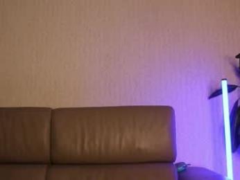 danyx__ webcam model stream image