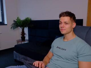 Indy Harrison webcam model stream image