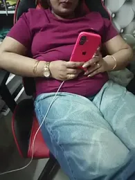 White_Truffel webcam stripchat model stream image