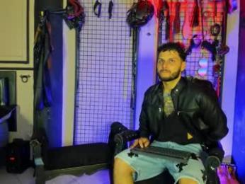 twisted_fantasy_ webcam model stream image