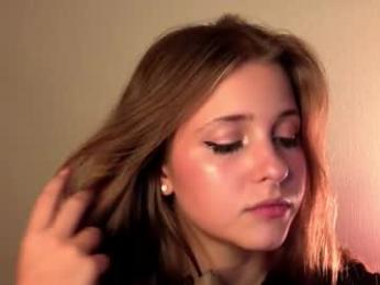 ceceliapidcock webcam model stream image