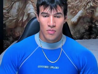 Cris Cruz webcam model stream image