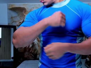 Cris Cruz webcam model stream image