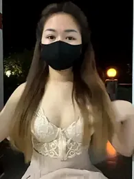 BabyThree_ webcam model stream image