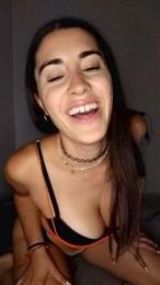 Memiii04 webcam model stream image