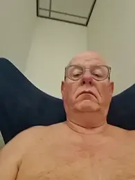 andrejoyfull64 webcam model stream image